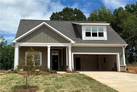 2309 Augusta Dr, Asheboro, NC 27205