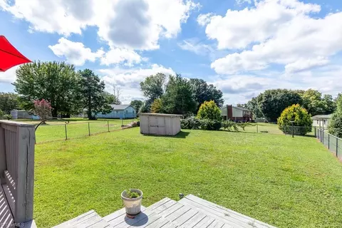 Exterior - 4131 Skyview Ct, Trinity, NC 27370 photo 5 of 8