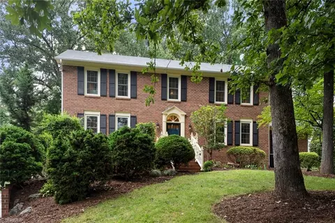 300 Braxton Ridge Ct, Winston Salem, NC 27104