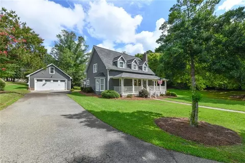 7721 Whipple Trl, Greensboro, NC 27455