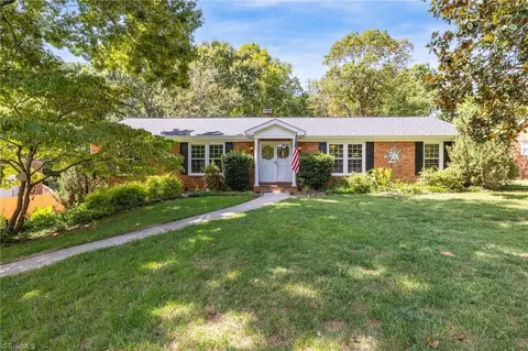280 Post Oak Rd, Kernersville, NC 27284