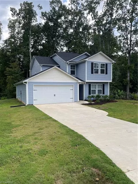 211 Cliffview Dr, Lexington, NC 27292