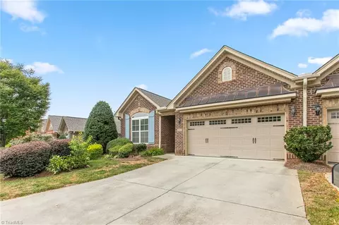 502 Friedberg Village Dr, Winston Salem, NC 27127