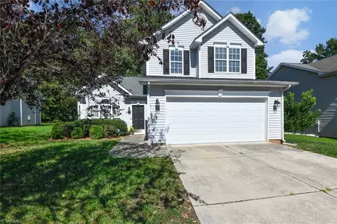 4308 Chimney Springs Dr, Greensboro, NC 27407