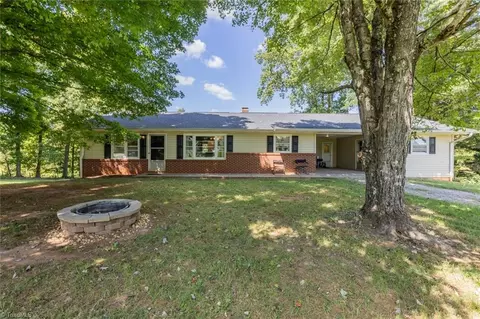 4141 Wilhelm Rd, Jonesville, NC 28642