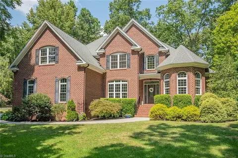 116 Summerlake Dr, New London, NC 28127
