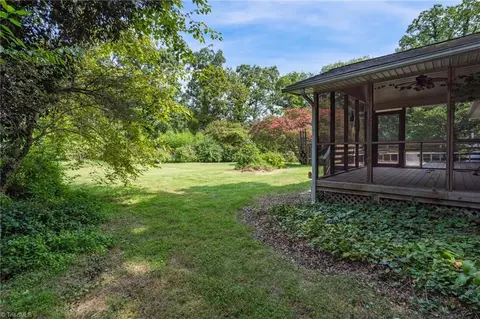 709 Summit Rd, High Point, NC 27265 photo 27