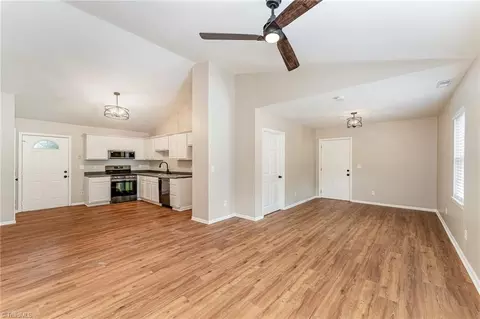 3304 Euclid St, Greensboro, NC 27407
