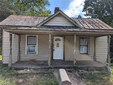 426 Morgan Rd, Eden, NC 27288