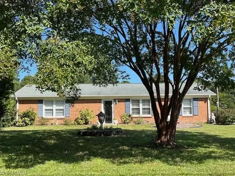 4534 Peace Rd, Trinity, NC 27370