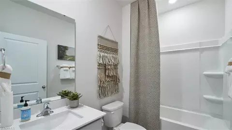 116 Birch Tree Way, Mayodan, NC 27027 photo 5