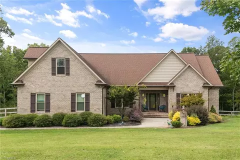 7859 Sutter Rd, Greensboro, NC 27455