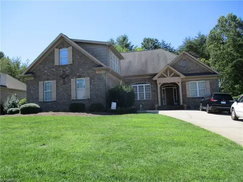 109 Provence Ct, King, NC 27021