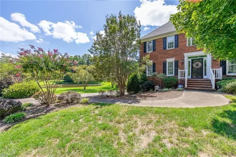 Exterior - 4014 Quarter Gate Dr, High Point, NC 27265 photo 2 of 9