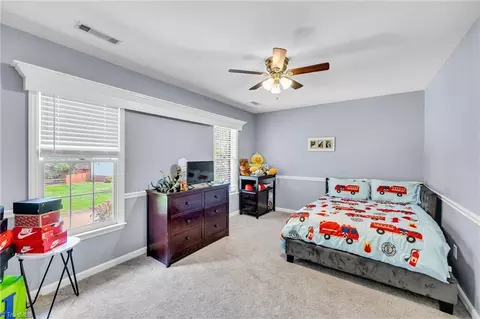 Bedroom - 4014 Quarter Gate Dr, High Point, NC 27265 photo 5 of 6