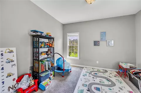 Bedroom - 4014 Quarter Gate Dr, High Point, NC 27265 photo 6 of 6
