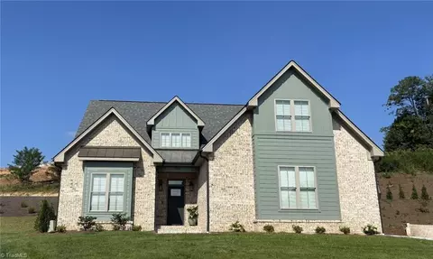 559 Brookberry Farm Cir, Winston Salem, NC 27106