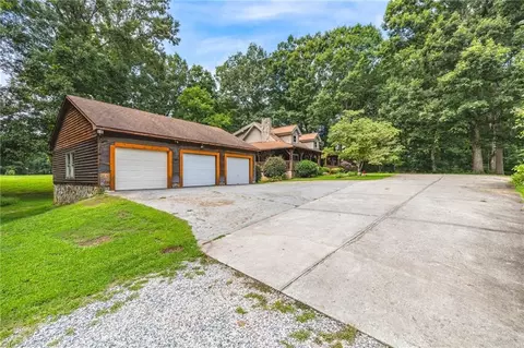 Exterior - 2000 Peabody Rd, Colfax, NC 27235 photo 3 of 7