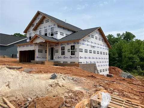 1663 Ashmead Ln, Clemmons, NC 27012 photo 2