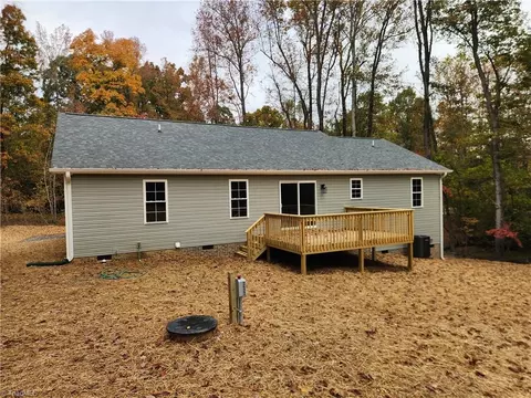 548 Saddlebred Loop, Stokesdale, NC 27357 photo 2