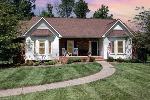 119 Seldom Farm Ln, Advance, NC 27006