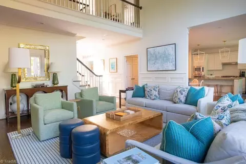 Living - 4233 Lupton Ct, High Point, NC 27262 photo 4 of 5