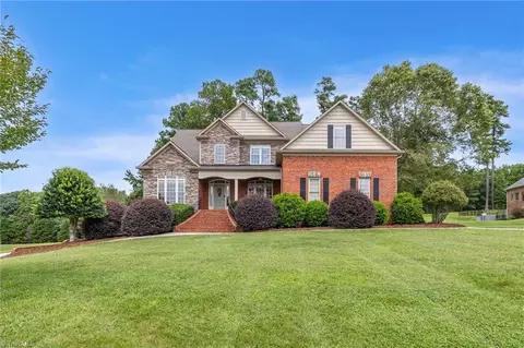 554 Medinah Dr, Winston Salem, NC 27107