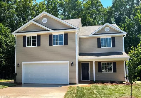 735 Torbay Dr, Mcleansville, NC 27301