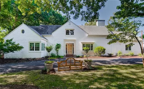 2400 Warwick Rd, Winston Salem, NC 27104