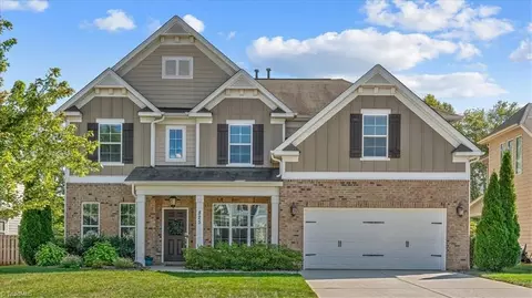 825 Blue Moon Ct, Greensboro, NC 27455
