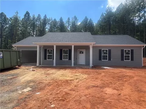 601 Martin Luther King Jr Rd, Mocksville, NC 27028