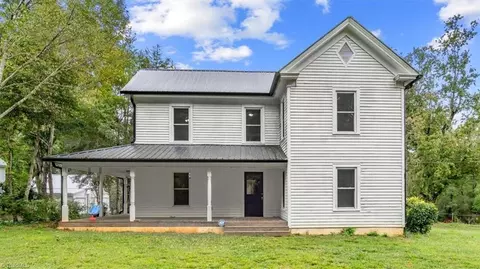 173 High Rock Dr, Denton, NC 27239