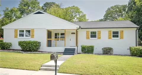 1211 English St S, Greensboro, NC 27401