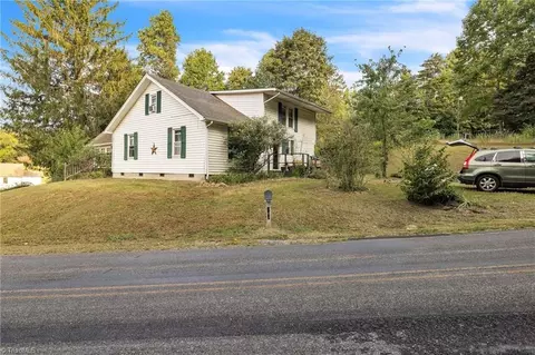 143 Wilson Rd N, Lowgap, NC 27024 photo 2
