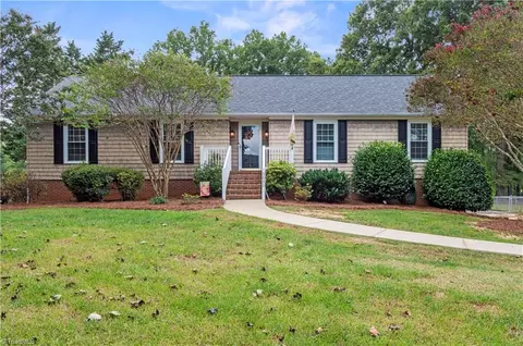 3680 Tanglebrook Trl, Clemmons, NC 27012