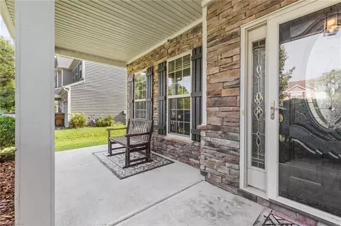 6744 Maize Dr, High Point, NC 27265 photo 4