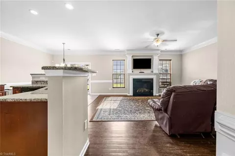 6744 Maize Dr, High Point, NC 27265 photo 12