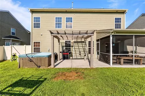 6744 Maize Dr, High Point, NC 27265 photo 5