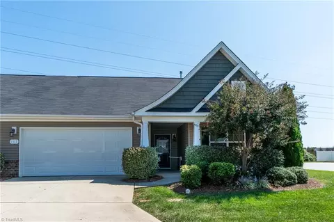 167 Maryland Dr, Thomasville, NC 27360