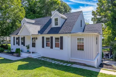 706 Oakview Rd, High Point, NC 27265 photo 4