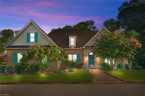 225 Coventry Park Ln, Winston Salem, NC 27104