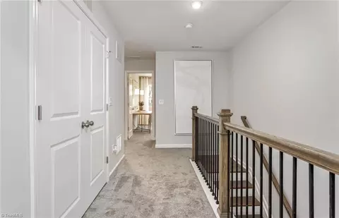 938 Falls Grove Trl, High Point, NC 27265 photo 8