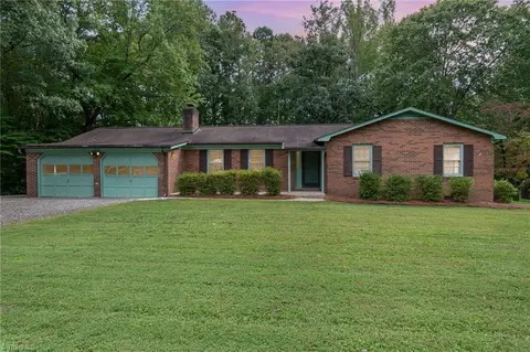 1030 Wildwood Rd, Walnut Cove, NC 27052