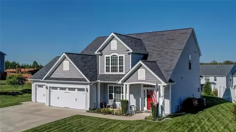 160 Twisted Cypress Ln, Winston Salem, NC 27127