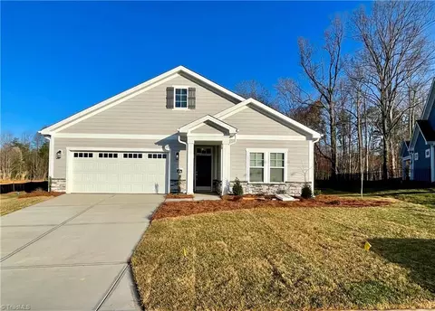 219 Mountain Maple Dr, King, NC 27021