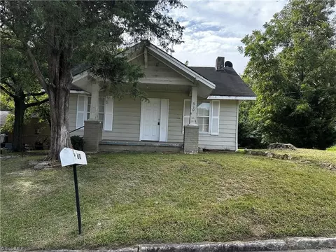 610 Kearns Ave, High Point, NC 27260
