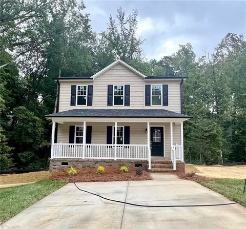 793 Berg St, Asheboro, NC 27203