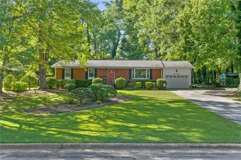 2118 Belmont Dr, Reidsville, NC 27320