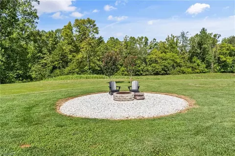 577 Jericho Rd, Harmony, NC 28634 photo 26
