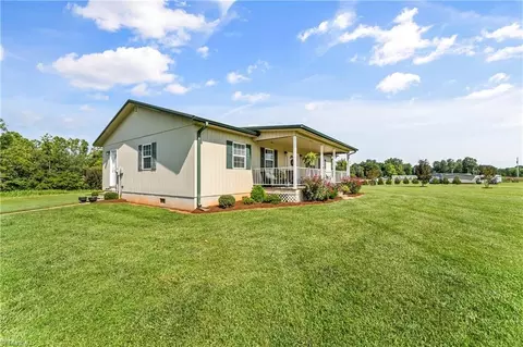 577 Jericho Rd, Harmony, NC 28634 photo 29